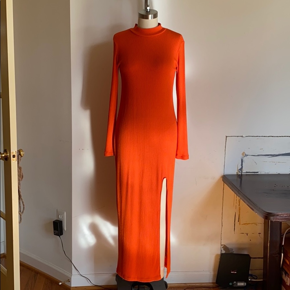 MAXI DRESS